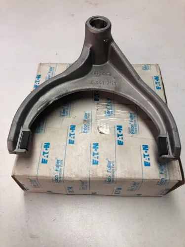 Garfo de engate 5ª e Ré Câmbio Eaton FS4305 4405 3341250 Original