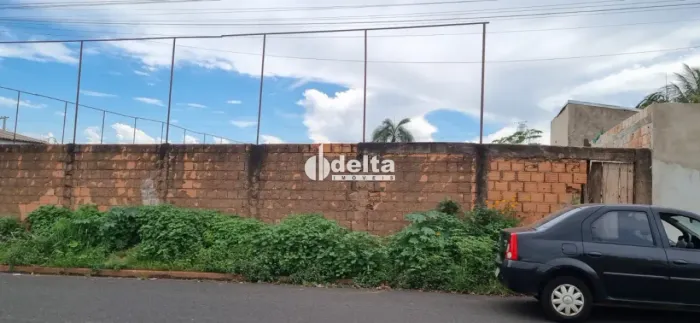 Terreno disponível para venda no bairro Jardim Canaã em Uberlândia MG