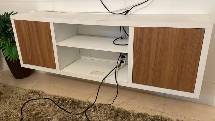 Rack Aparador Suspenso Branco e Amadeirado (Portas e Nicho)