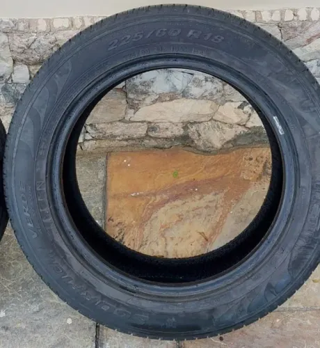 Pneu 225/60-18 225/60R18 Pirelli Scorpion Verde Toro