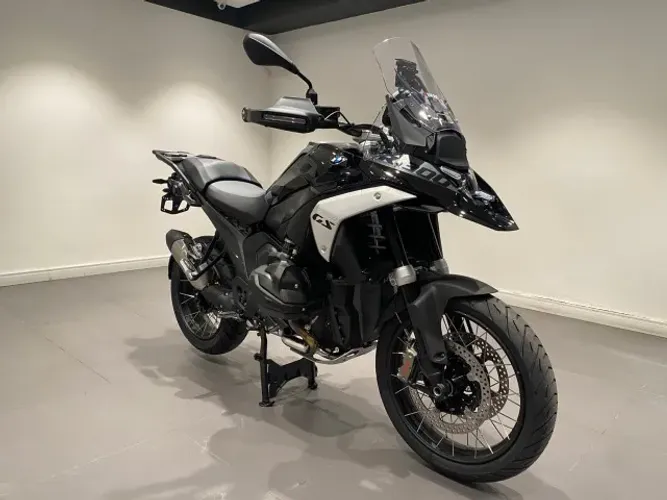 BMW R 1300 GS TRIPLE BLACK