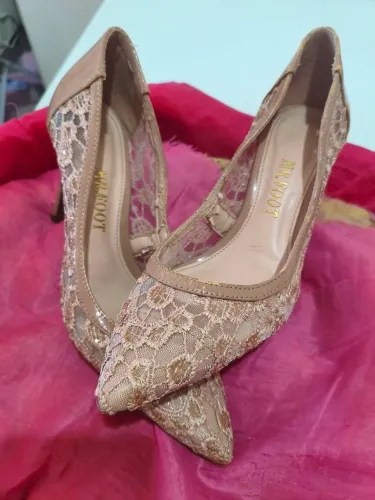 Sandália Scarpin renda