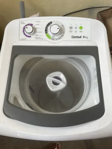 Vendo máquina de lavar 9KG
