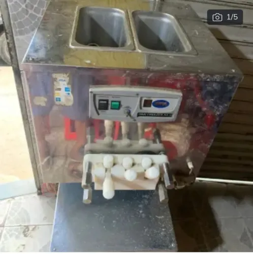 Máquina de sorvete 