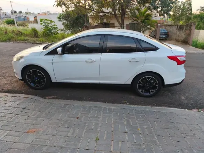 Ford Focus Sed. Ti./ti.plus 2.0 16V Flex AUT 2015