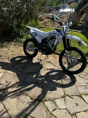 Crf 2023 impecável
