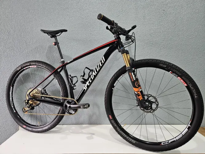 Bicicleta specialized epic aro 2019