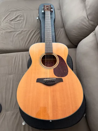 Violão Yamaha FS 700 S - Elétrico