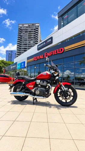 Super Meteor 650 Celestial Red 2026 APENAS 1.156 KM SEM DETALHES - WERLINSON 