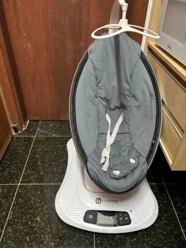 Mamaroo 4.0 mom 