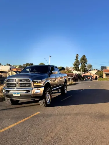 Ram 2500 Laramie 6.7 TDI CD 4X4 Diesel 2012