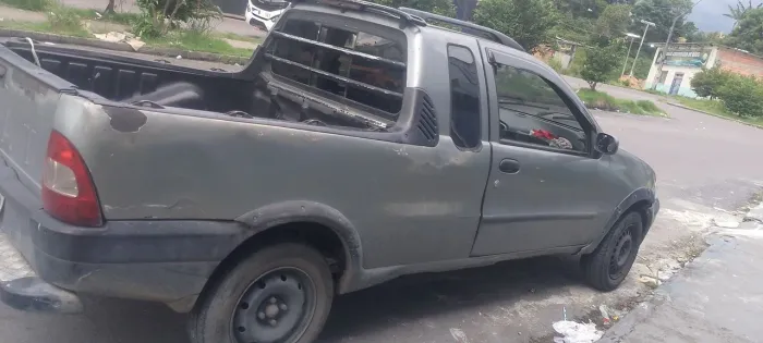 Picape estrada cabine estendida motor novo suspensão nova pneus novos estufamento novo