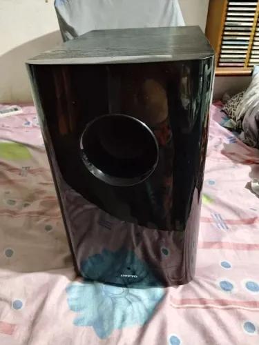 subwoofer ativo.Onkyo SKW-770
