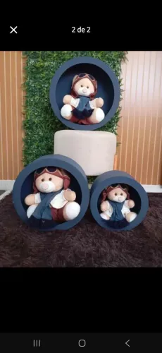 Trio de ursos e nichos