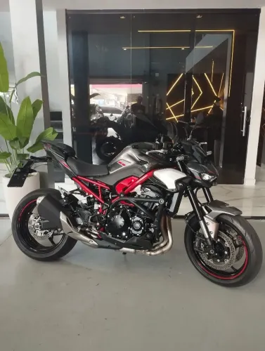 Z 900 2026