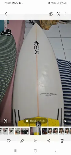 Pranchas de Surf super nova / Tamanho 5.9" / 27 litros / com as quilhas
