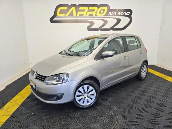 Volkswagen Fox 1.6 MI Total Flex 8V 5P 2014