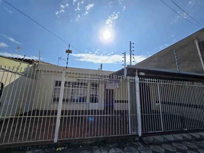 Casa com Salão Comercial + Edícula à Venda no Bairro Barcelona | Sorocaba SP