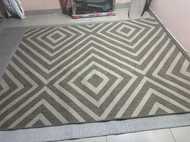 Tapetes novos