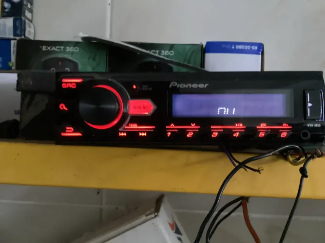 Pioneer com USB aux e rádio
