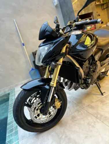 Honda Hornet 