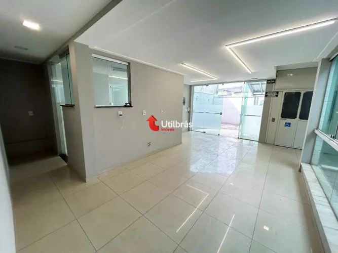 Prédio Comercial para aluguel, 4 vagas, Pompéia - Belo Horizonte/MG