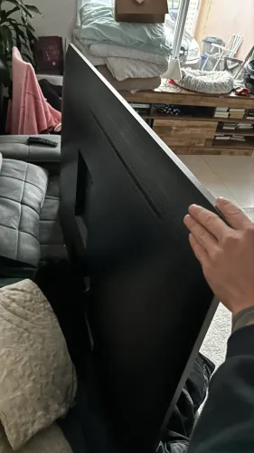 Tv Samsung q80r (funciona, mas tem um bug que se aumenta o brilho dela ela fica piscando)