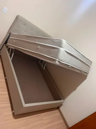 Conjunto completo com base baú