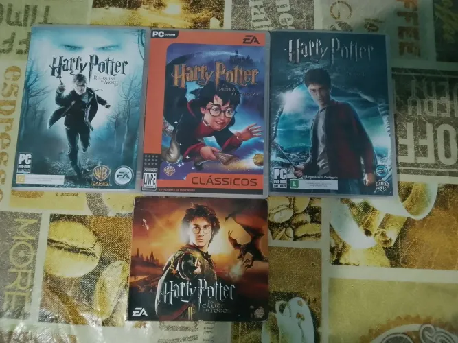 Vendo DVDs de Hally Potter e outros títulos usados porém bem conservados