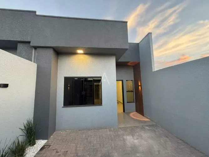 Casa à venda com 1 suíte e 1 quarto, localizada no Bairro Morumbi, em Cascavel - Pr., por
