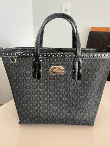 Vende Bolsa Victor Hugo Original.