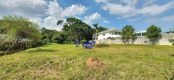Terreno incrível para construção de uma casa de alto luxo, melhor condomínio da Granja Via