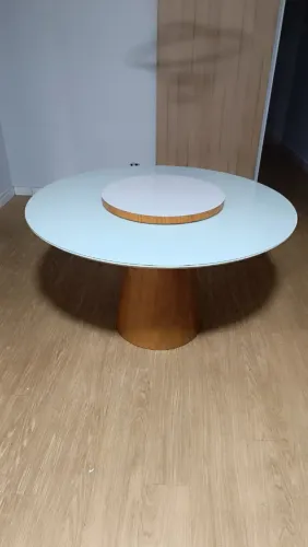 Mesa de Jantar Redonda 6 lugares com tampo de vidro e giratório