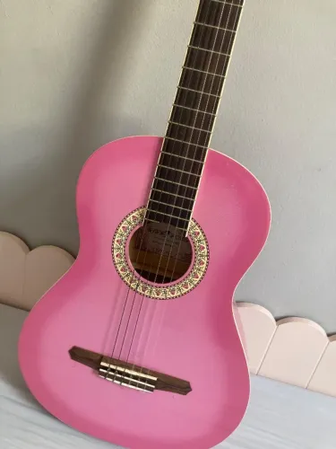 Violão infantil rosa
