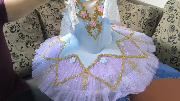 Roupa de balé temática