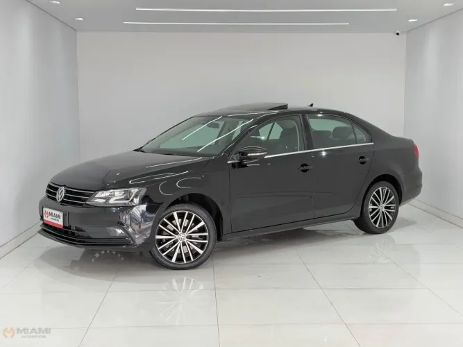Volkswagen Jetta Highline 2.0 TSI 16V 4P Tiptronic 2017