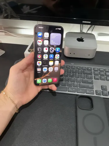 IPHONE 16 PRO MAX - 256GB NA GARANTIA