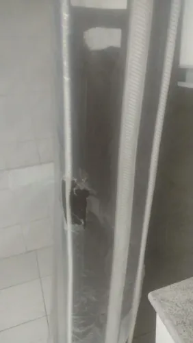 Vendo um colchão casal molas ensacadas novo com embalagem e uma base de casal usada