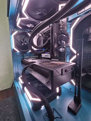 Pc Gamer 5070ti 9800x3d
