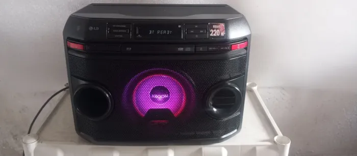 Vendo esse som LG