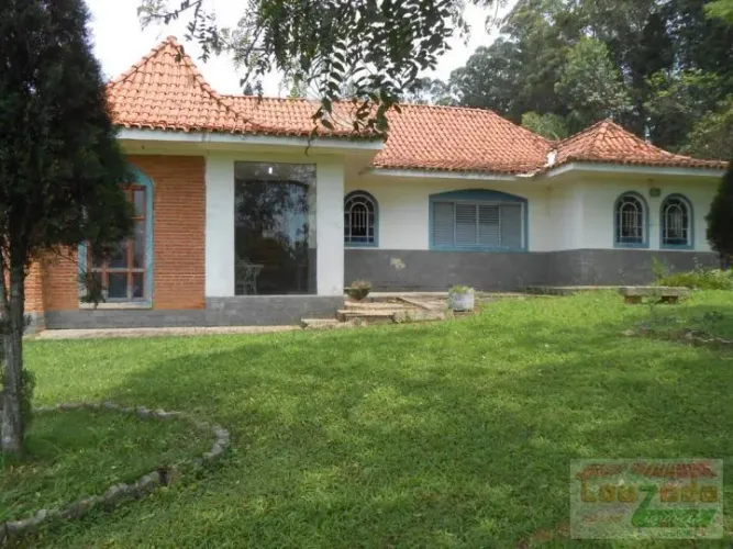 Sítio para Venda em Piedade, Bairro dos Garcias, 4 dormitórios, 2 suítes, 2 banheiros