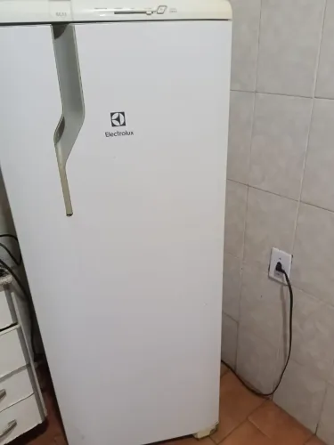 Geladeira Semi Nova