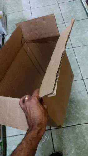 Caixa de papelão