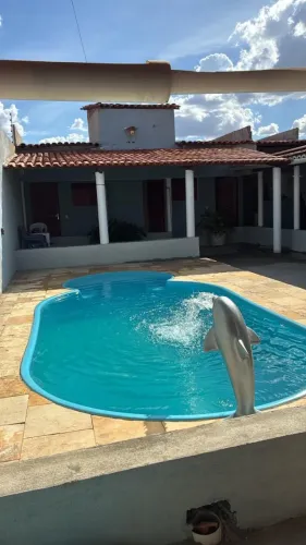 Vendo casa com piscina no bairro recreio