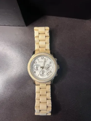 Relógio Michael Kors MK-5145 Cronógrafo Feminino Dourado/Creme
