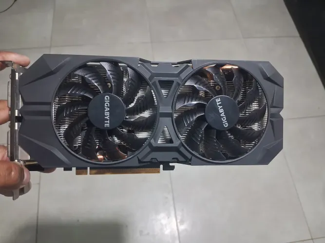 Placa de vídeo gtx 960 2g