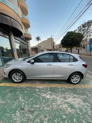 Chevrolet Onix Hatch LT 1.0 12V Flex Mec. 4P 2020