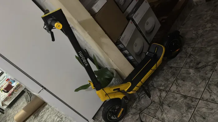 Patinete Xiaomi Mi 6 Ultra Amarelo 1200W 12.500AH 48v novo ! Autonomia 75km !