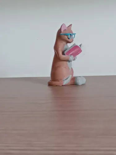 Escultura de Gatinho Artesanal Pintado a Mão
