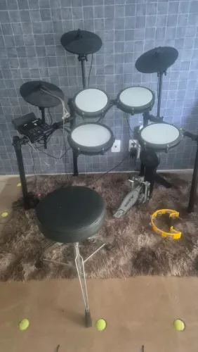 Bateria Alesis Nitromax 